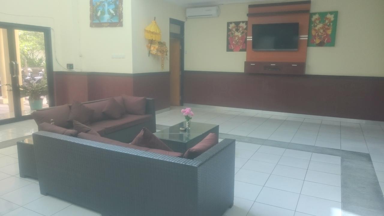 Edutel Undiksha Hotel Singaraja Kültér fotó